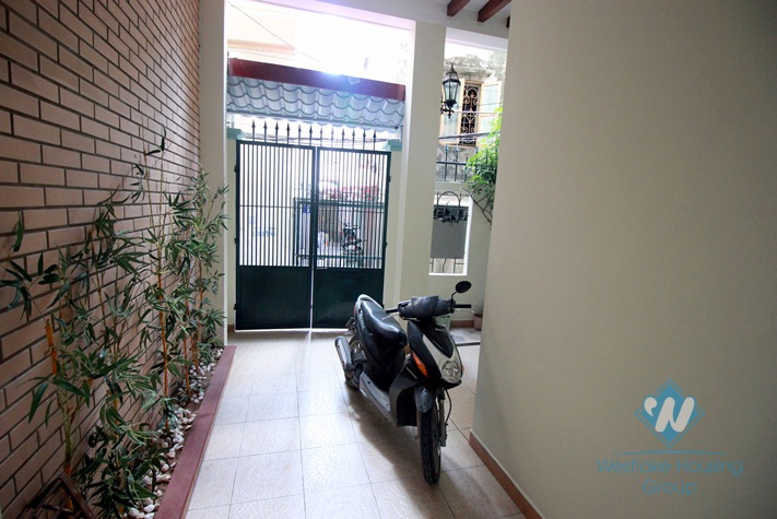 Good price house with 04 bedrooms for rent in Au Co St, Tay Ho, Hanoi
